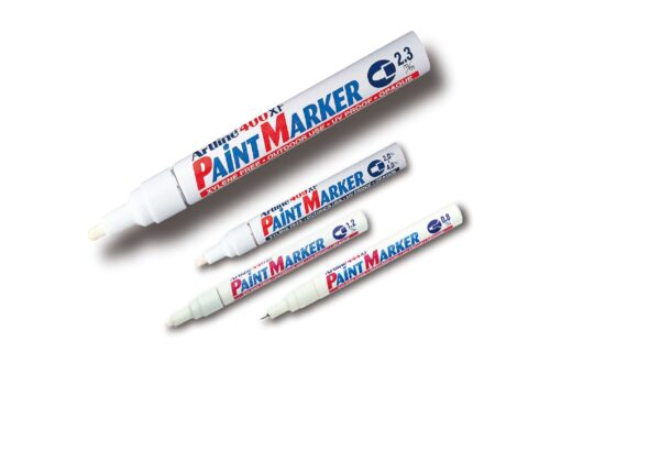 Paint Marker Chisel tip White Artline 1 Pc